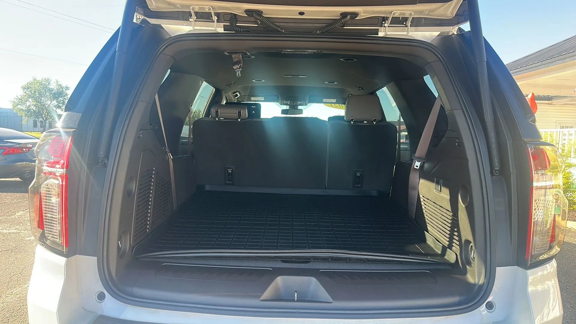 Used 2021 Chevrolet Tahoe LT w/ Rear Media and Nav Package image 23