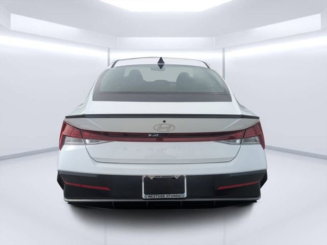 New 2026 Hyundai Elantra SEL Sport image 4