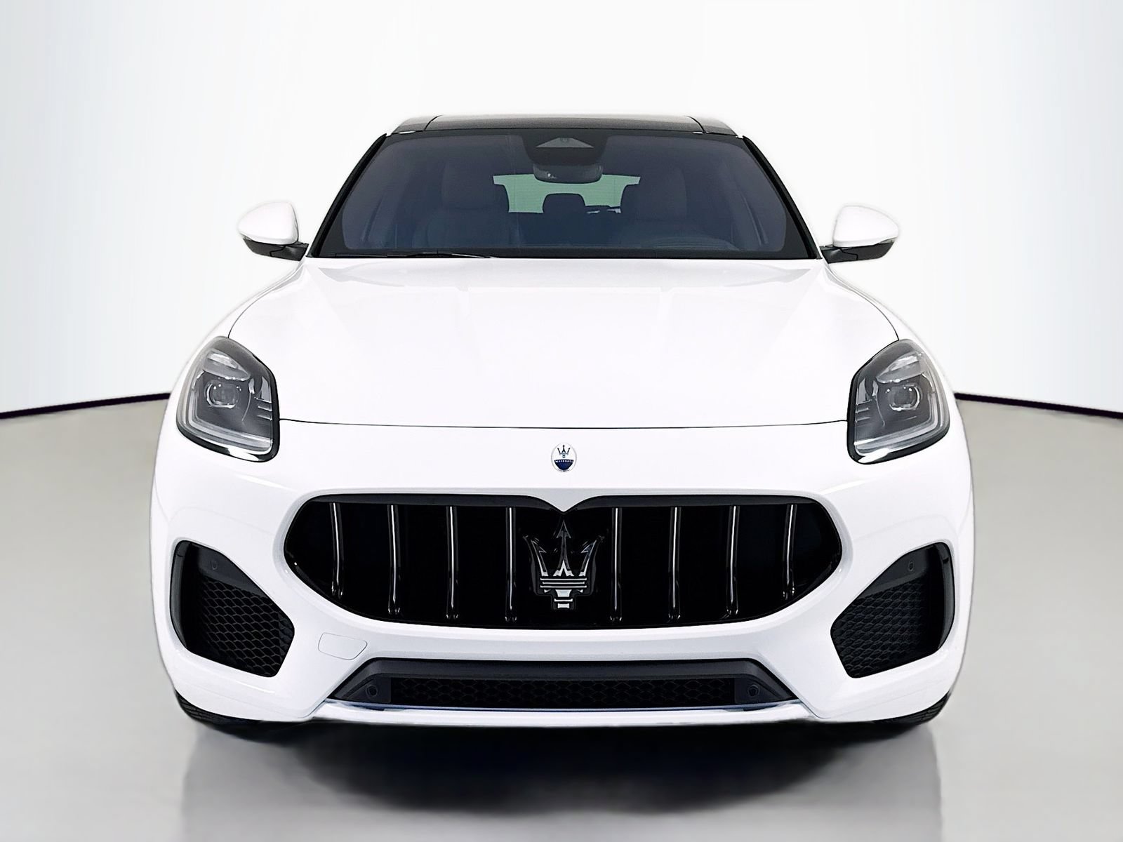 New 2025 Maserati Grecale GT AWD/4WD image 3