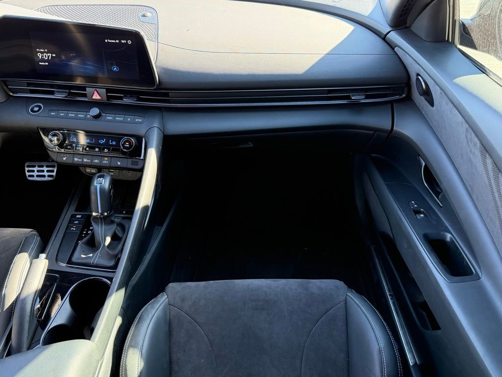 Used 2025 Hyundai Elantra N image 19