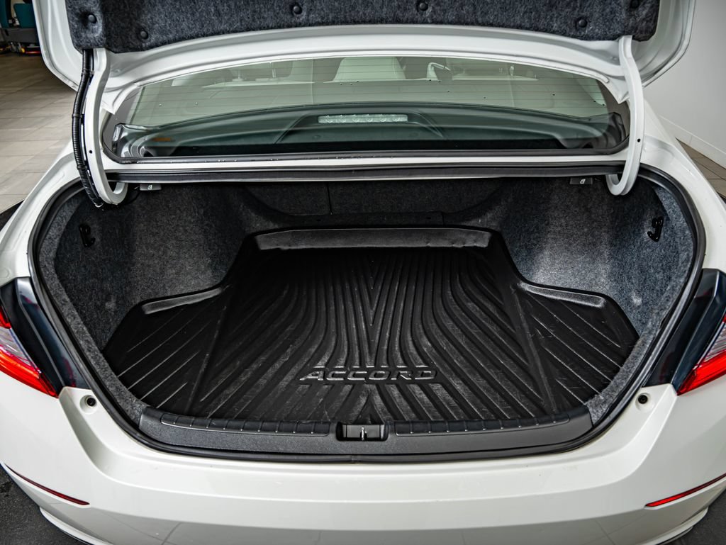 Used 2018 Honda Accord EX-L image 45