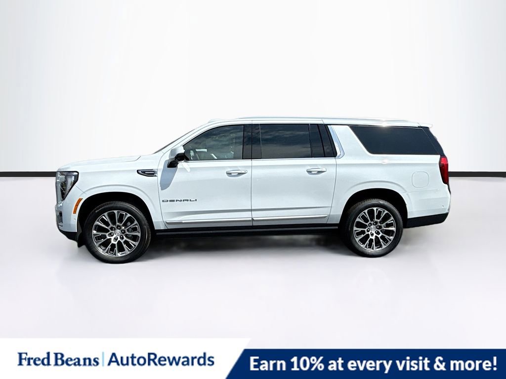 New 2026 GMC Yukon XL Denali w/ Denali Reserve Package AWD/4WD image 4