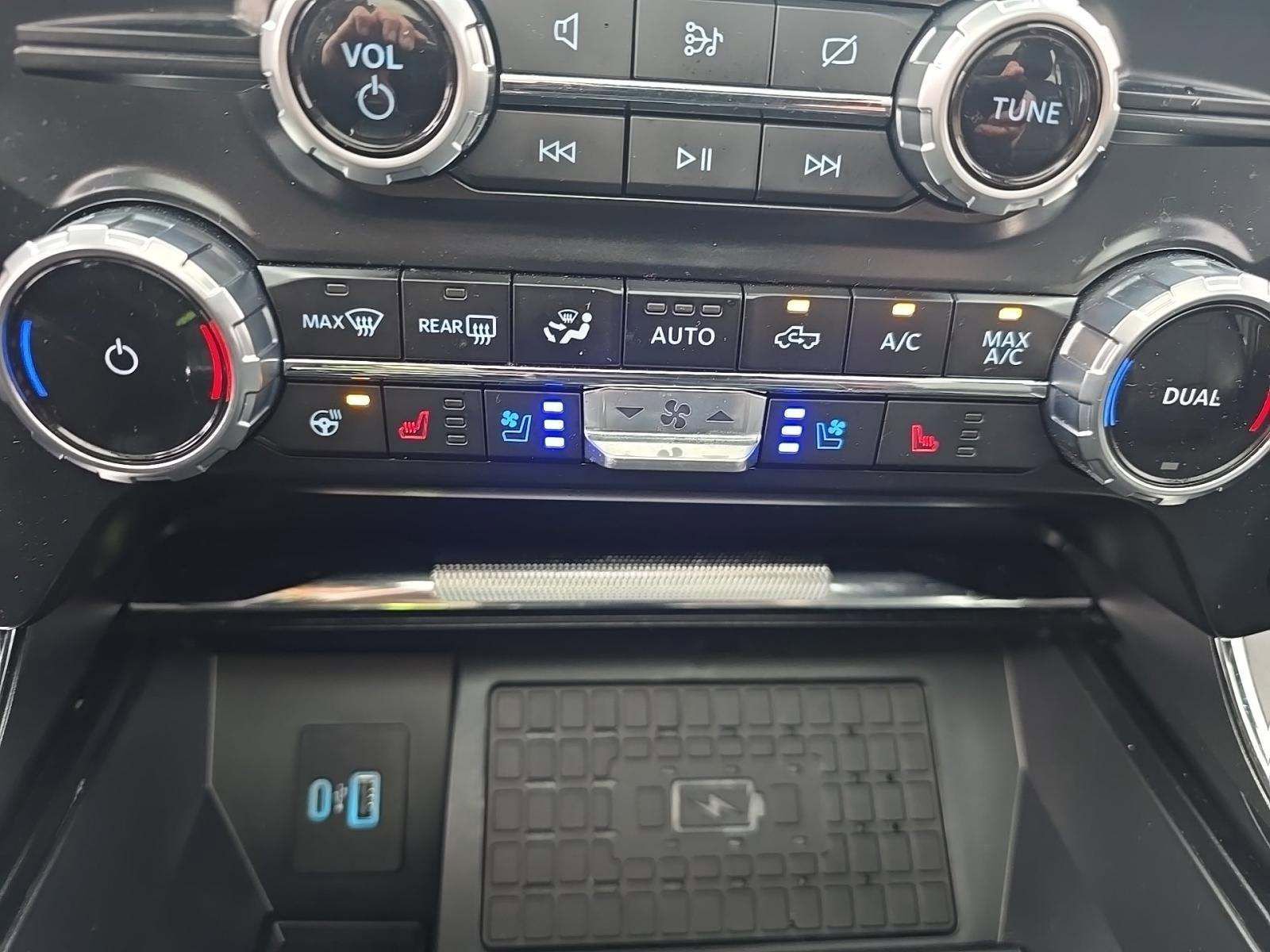 Used 2023 Ford F150 Lariat w/ Equipment Group 502A High image 19