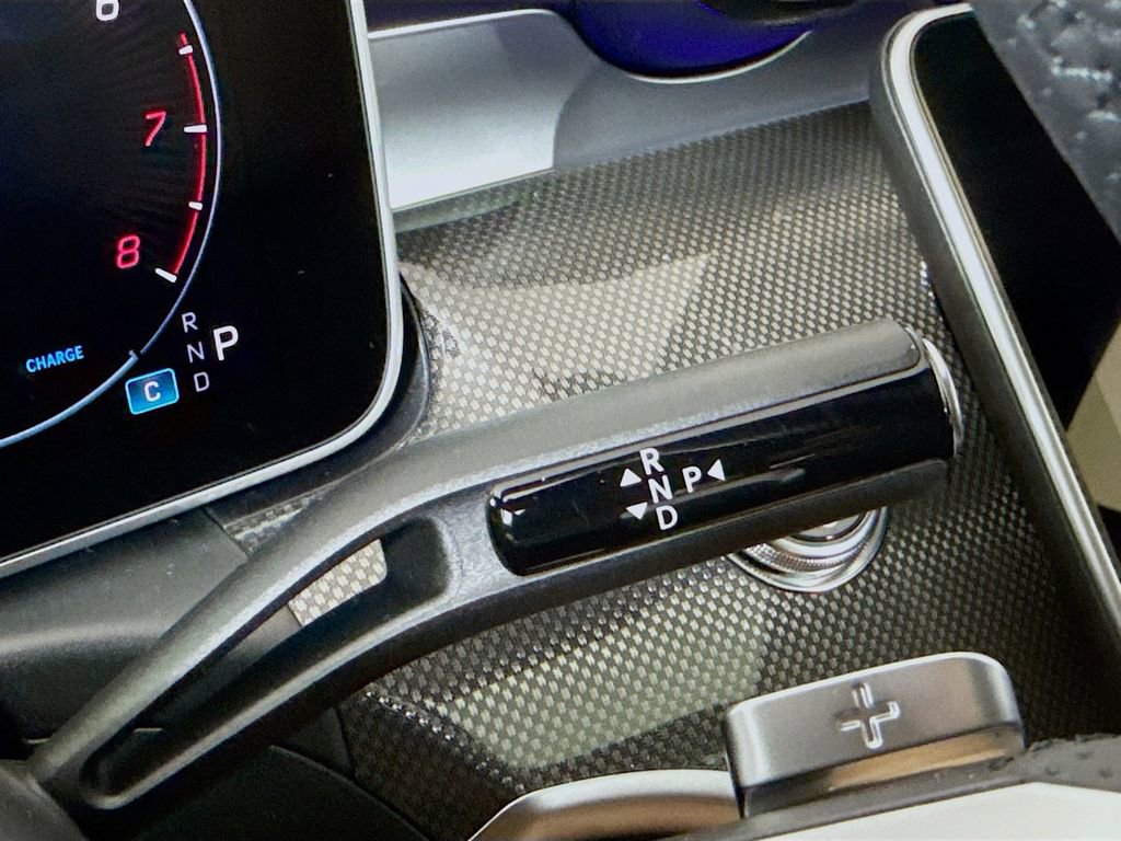 New 2025 Mercedes-Benz C 300 4MATIC Sedan image 16