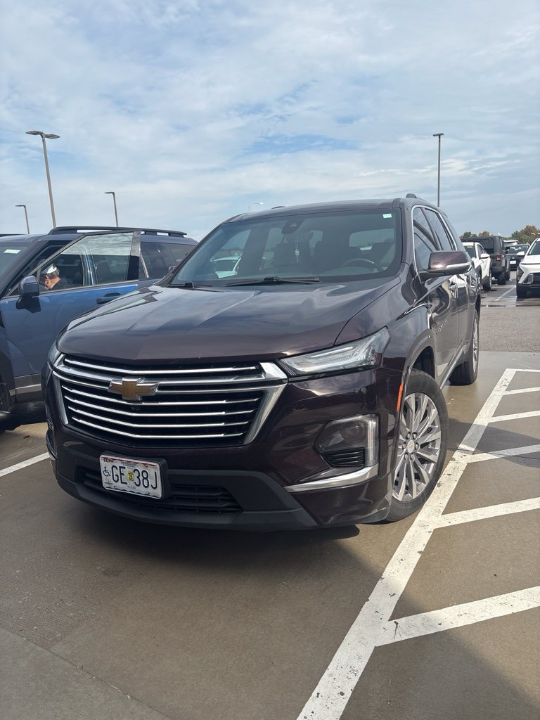 Used 2022 Chevrolet Traverse Premier w/ LPO, Floor Liner Package AWD/4WD image 1