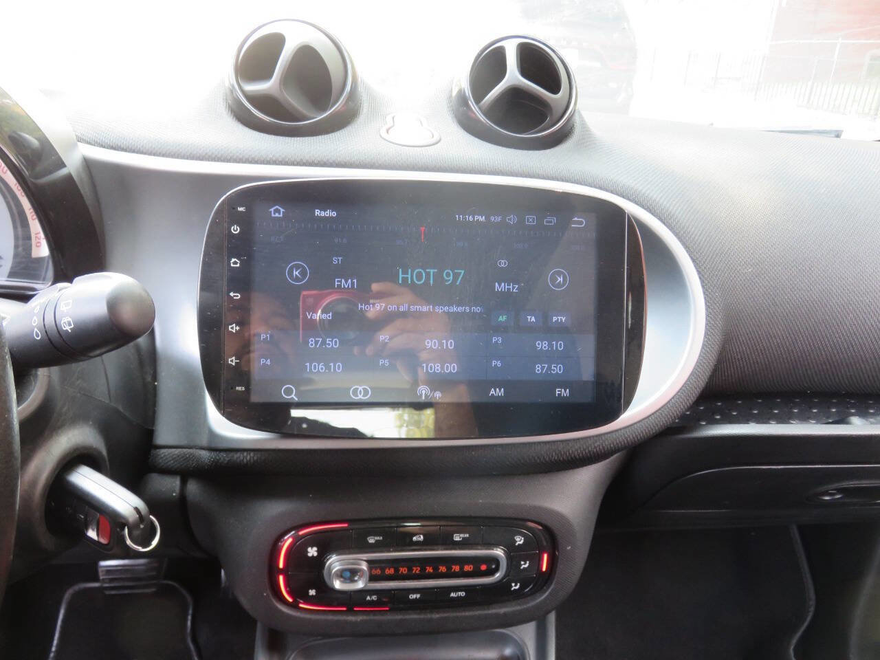 Used 2016 smart fortwo Prime image 16