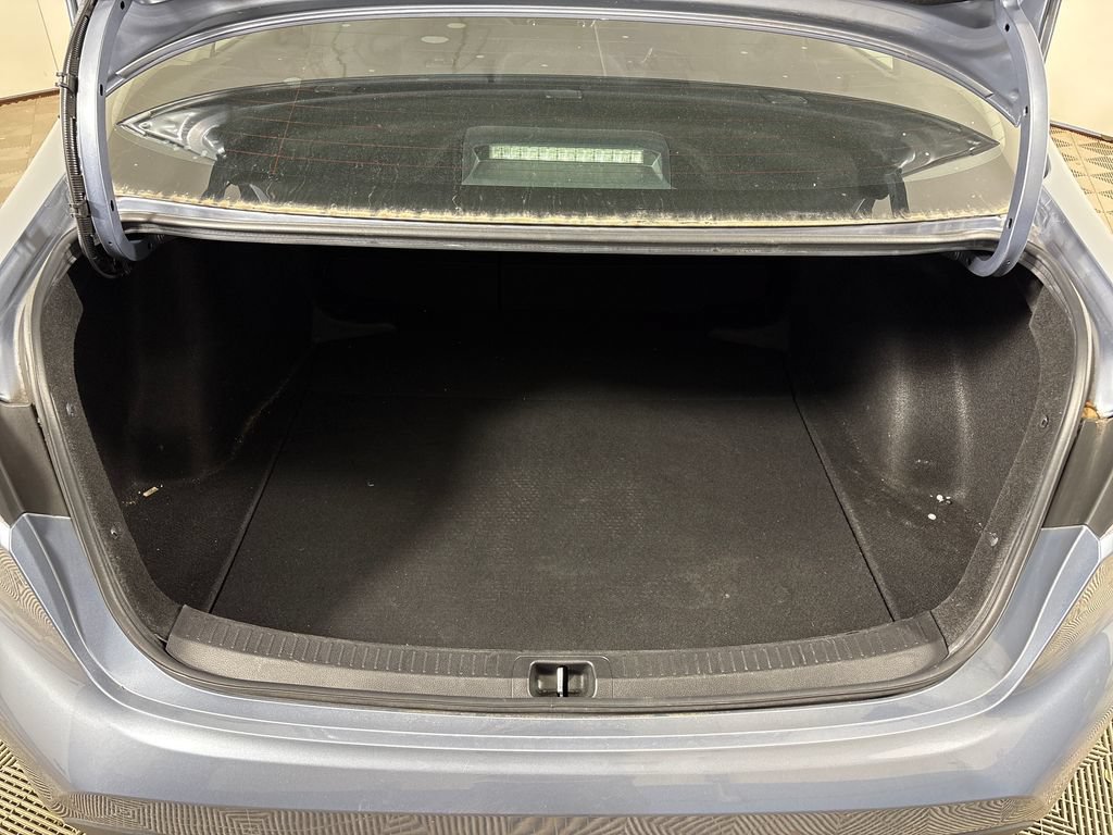 Used 2022 Toyota Corolla LE FWD image 23