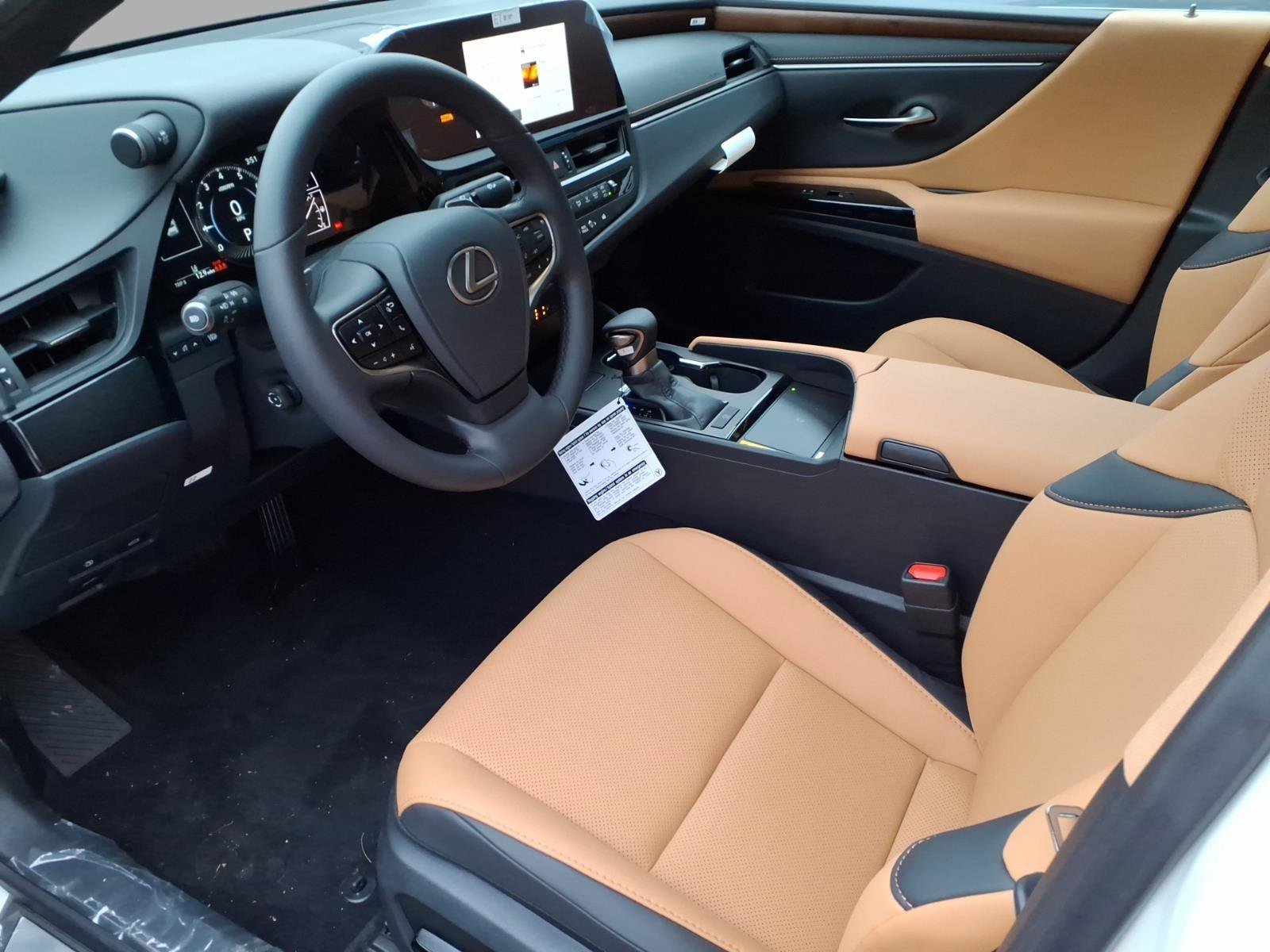 New 2025 Lexus ES 350 w/ Premium Package image 11