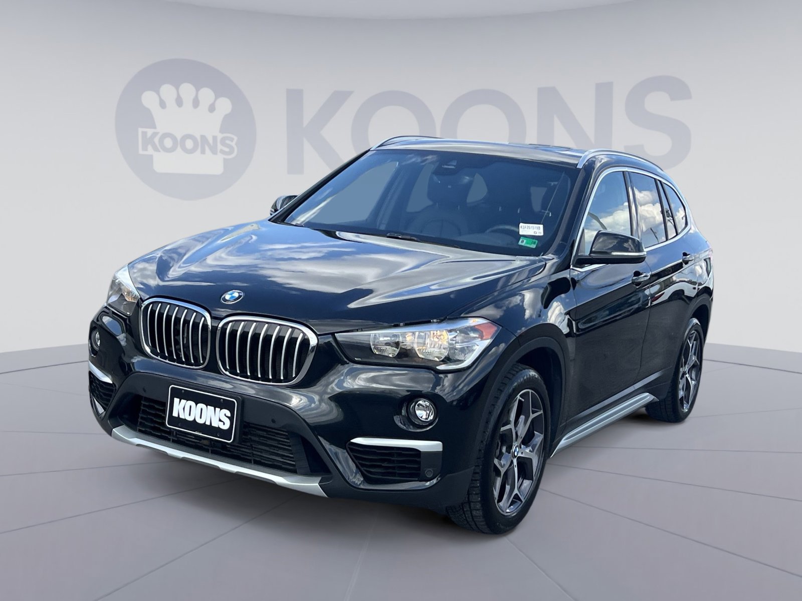 Used 2019 BMW X1 xDrive28i w/ Convenience Package image 1