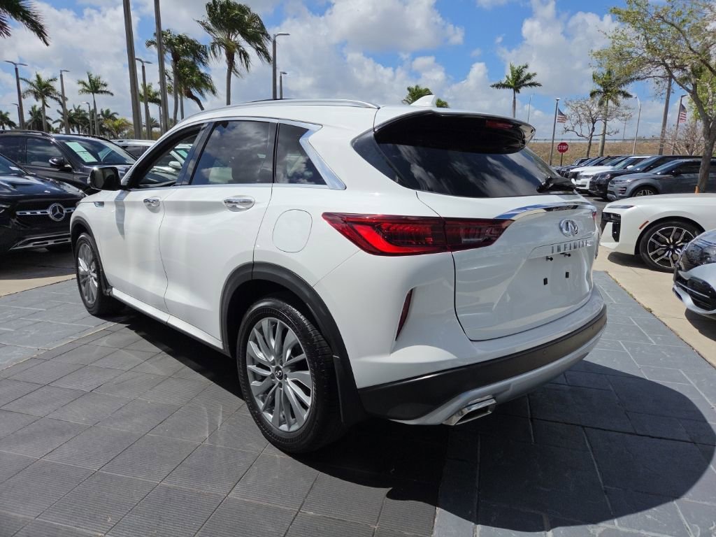Used 2023 INFINITI QX50 Luxe image 11