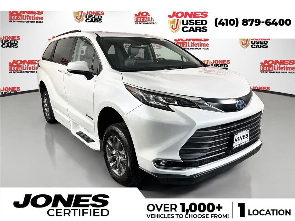Used 2023 Toyota Sienna XLE w/ XLE Plus Package