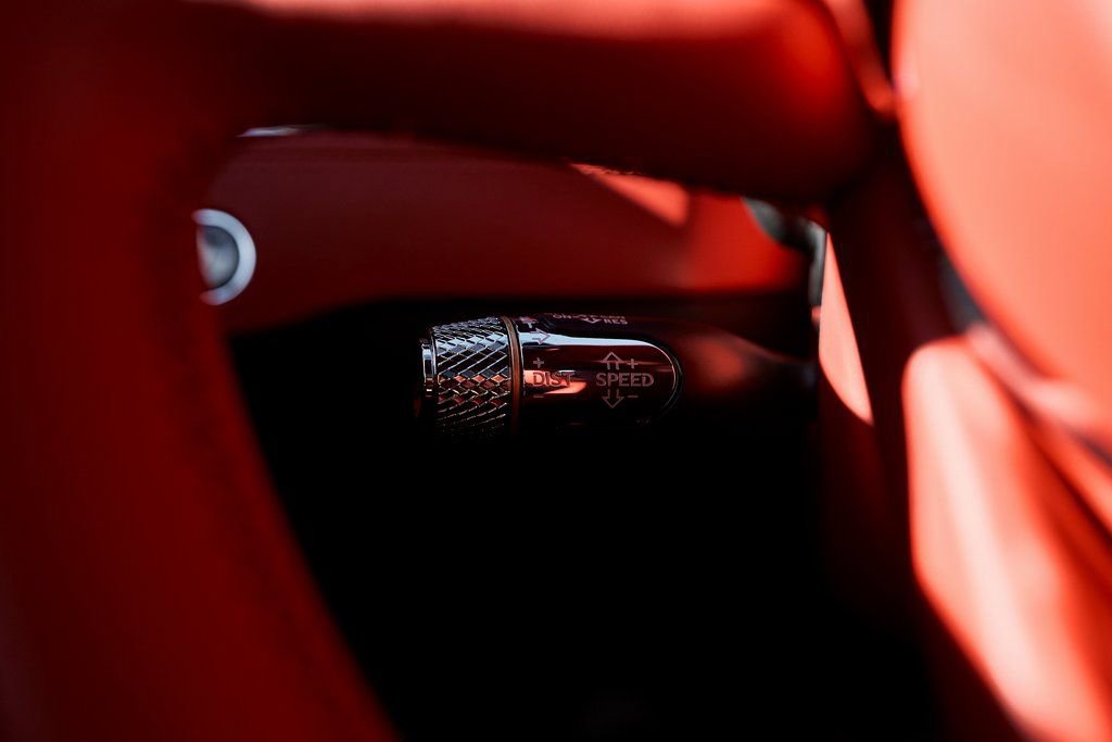 Used 2023 Bentley Continental GT Azure image 49