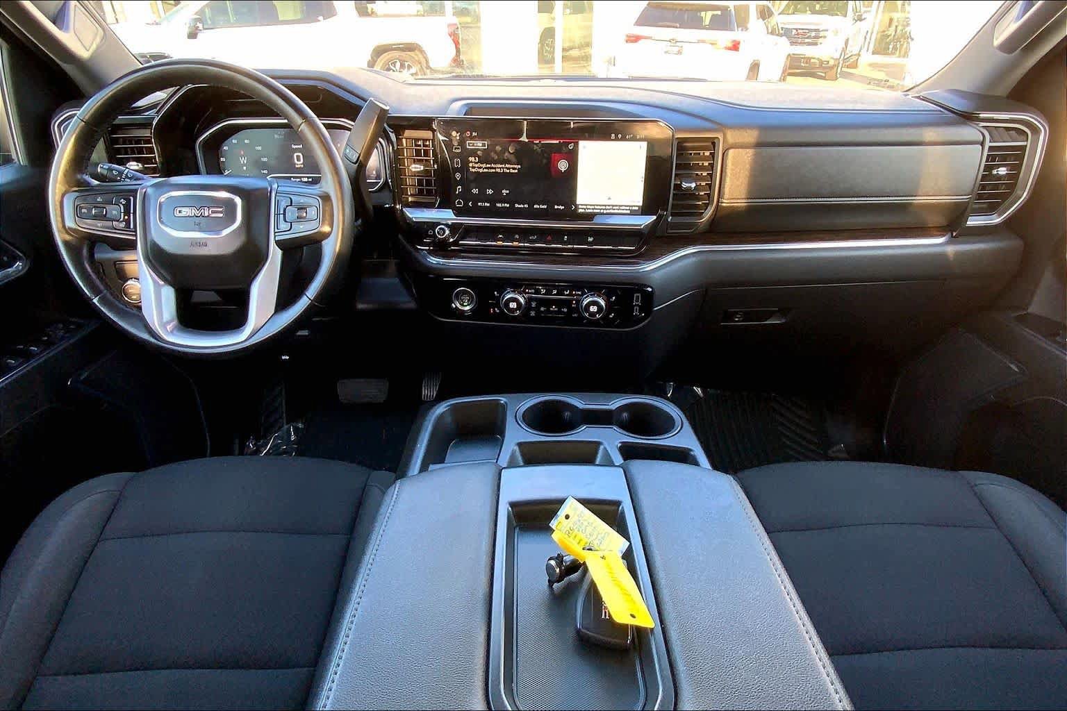 Used 2024 GMC Sierra 1500 Elevation RWD image 15