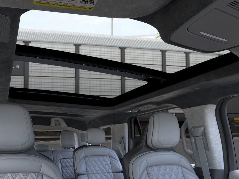 New 2026 Lincoln Navigator Black Label image 22