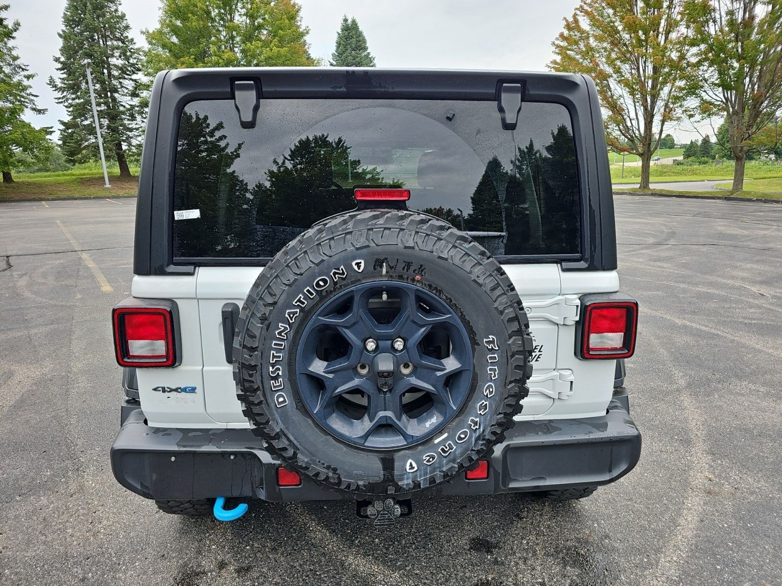 Used 2023 Jeep Wrangler Unlimited w/ Cold Weather Group AWD/4WD image 5