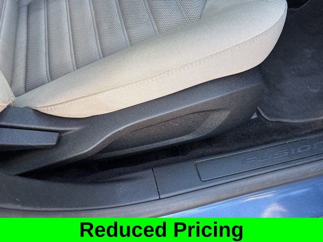 Used 2018 Ford Fusion S image 37