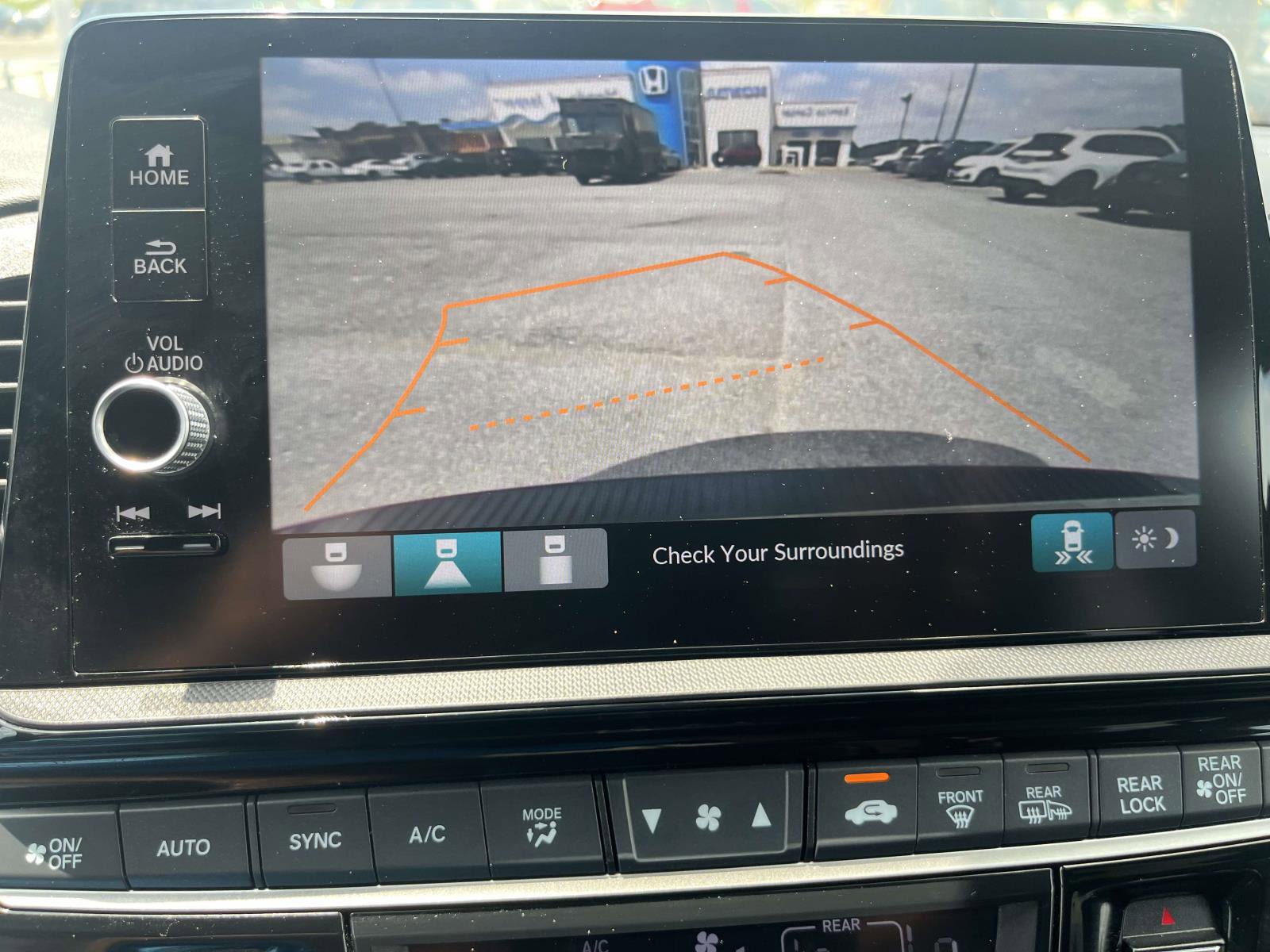 Certified 2025 Honda Odyssey Sport-L image 16