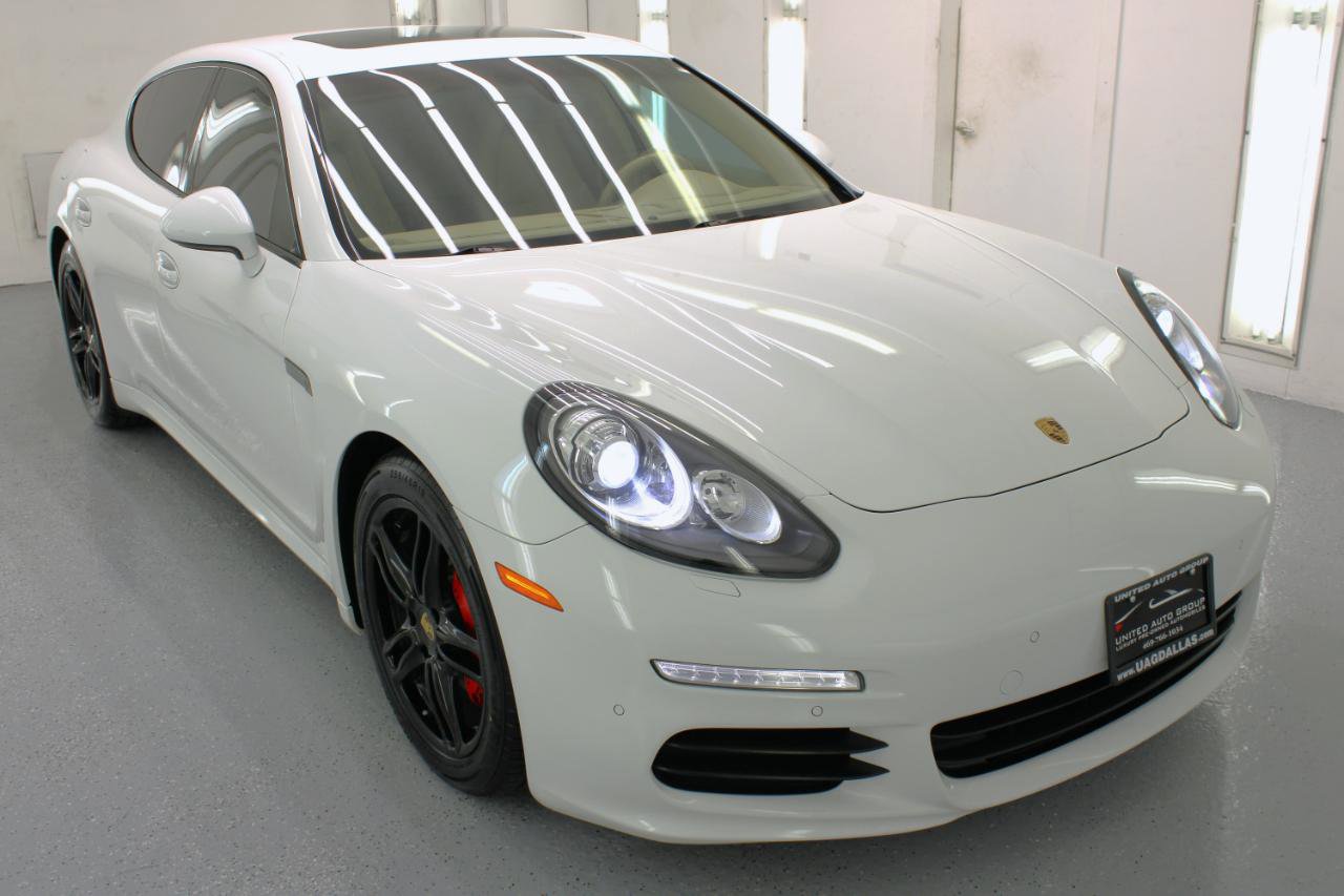 Used 2016 Porsche Panamera Edition image 12