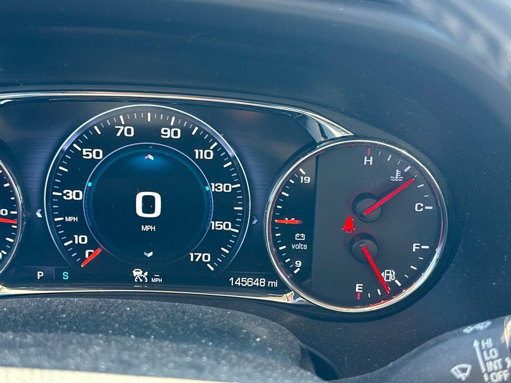 Used 2017 GMC Acadia Denali w/ Technology Package FWD image 27