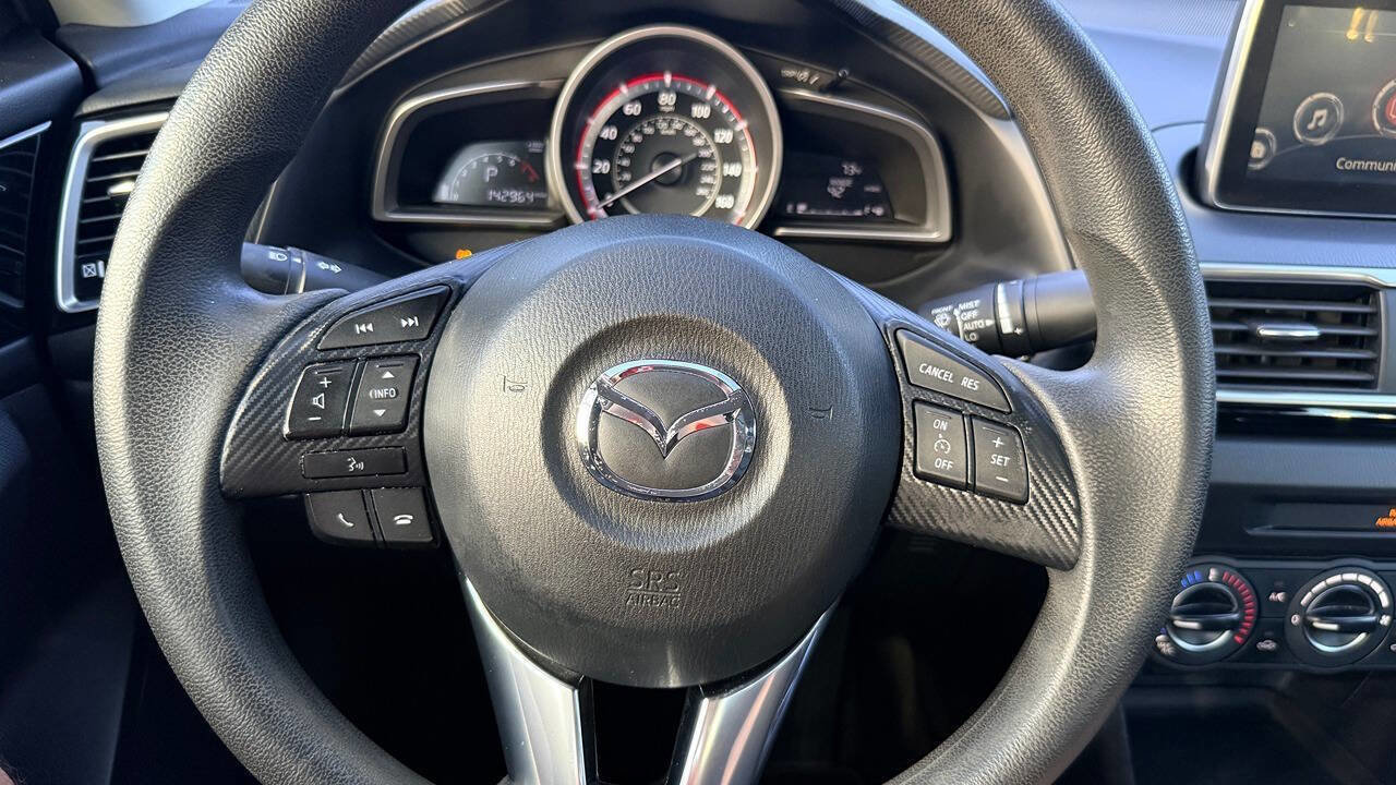 Used 2016 MAZDA MAZDA3 i Sport w/ Preferred Equipment Package FWD image 31