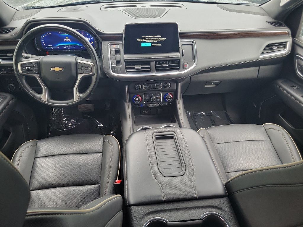 Used 2024 Chevrolet Suburban Premier AWD/4WD image 17