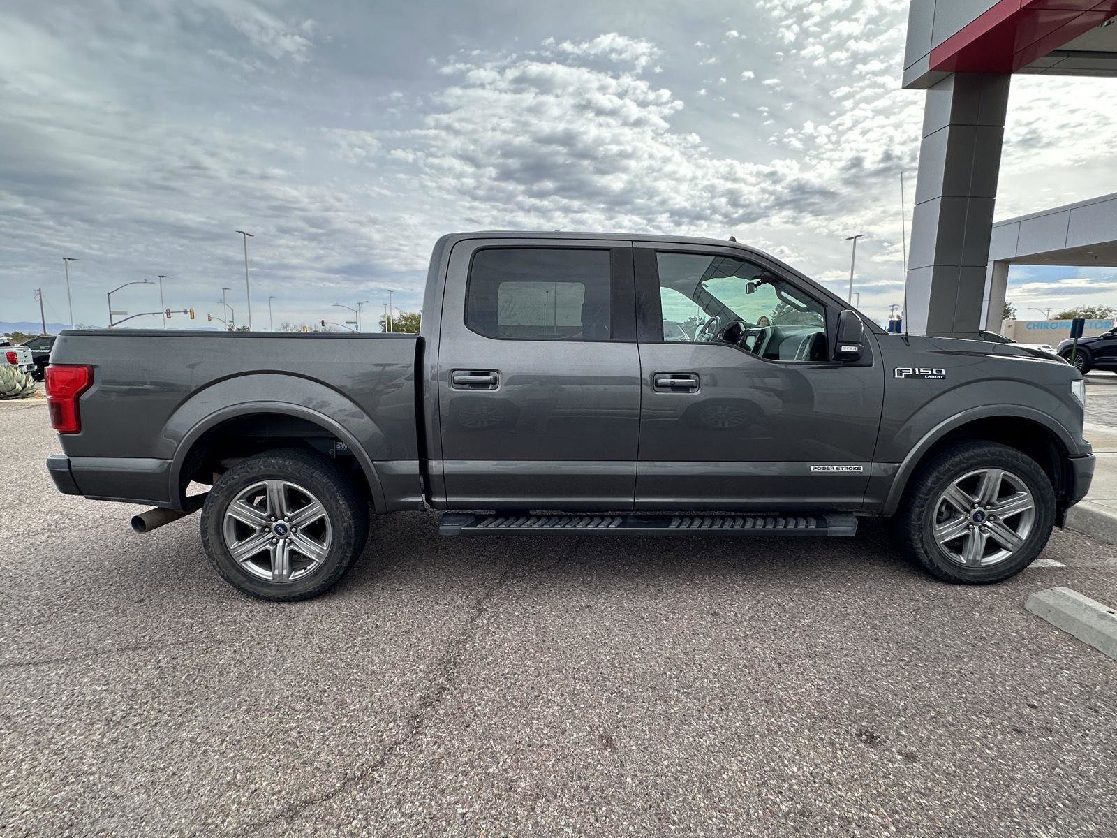 Used 2018 Ford F150 Lariat w/ Equipment Group 502A Luxury image 6