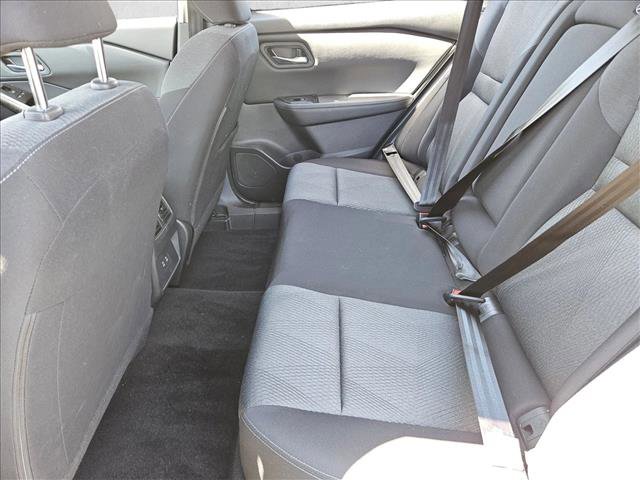 Used 2024 Nissan Rogue SV FWD image 8