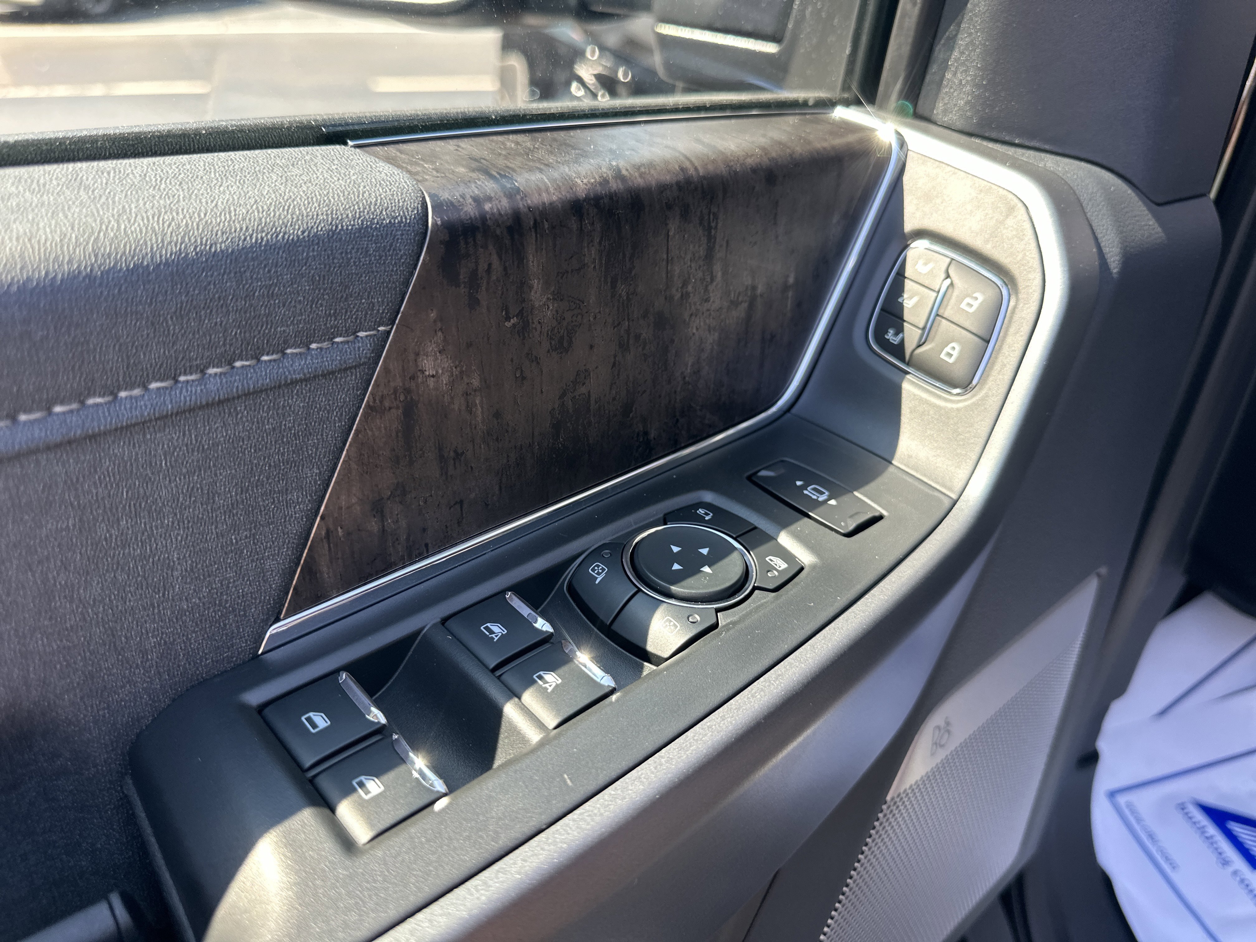 New 2026 Ford F350 Lariat AWD/4WD image 9