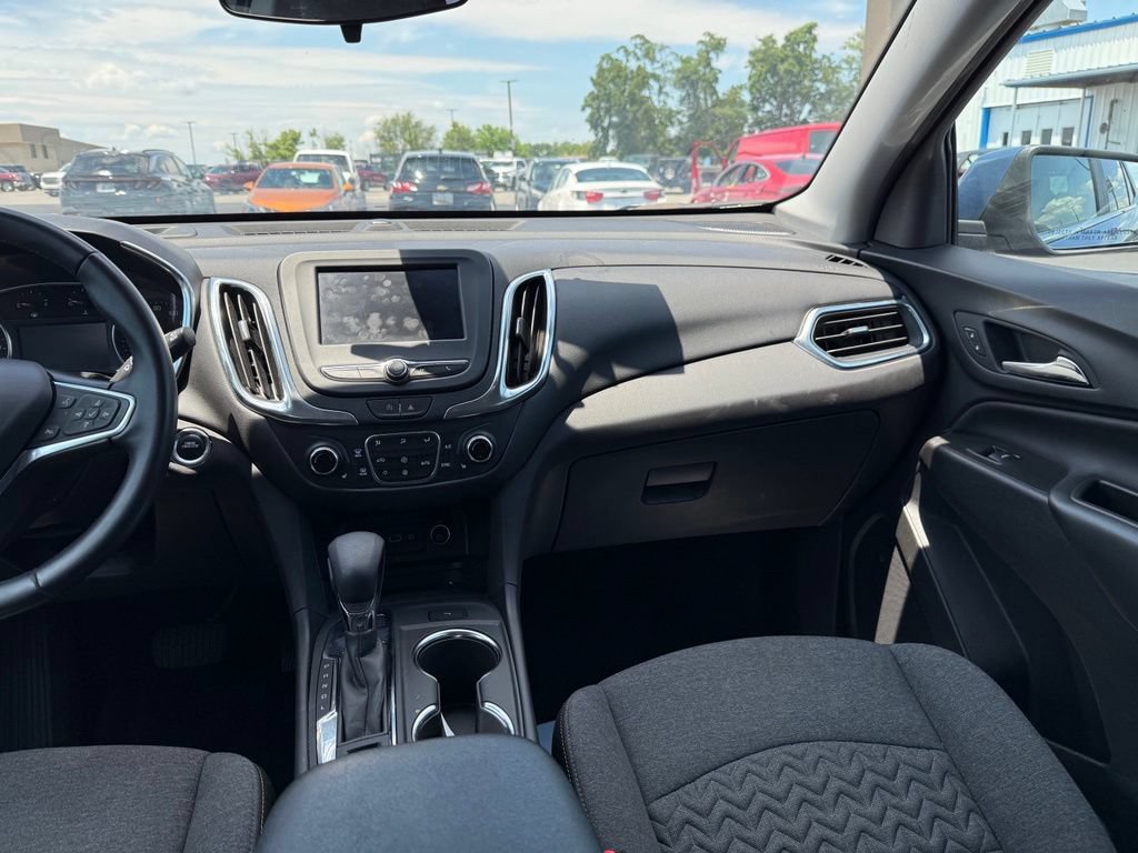 Used 2024 Chevrolet Equinox LT AWD/4WD image 12