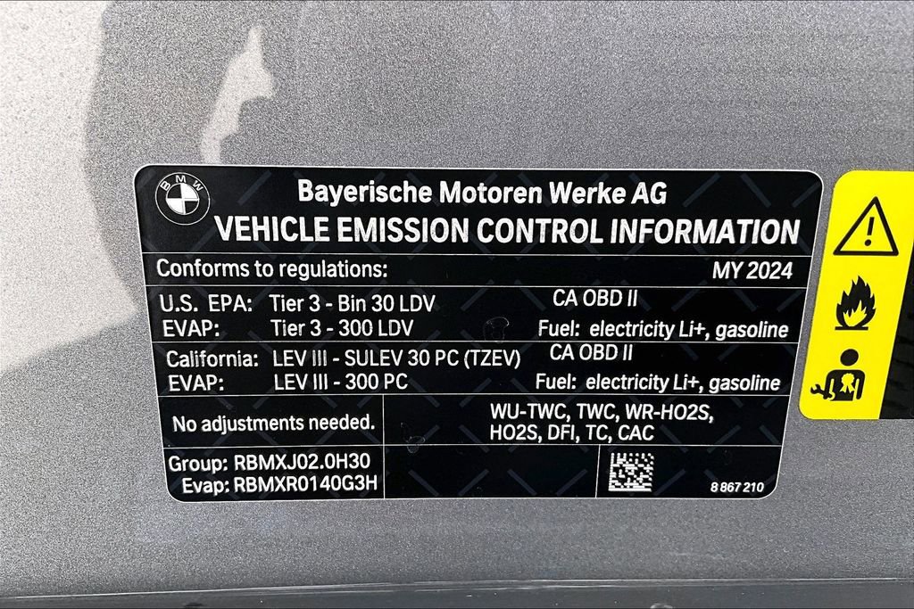 Used 2024 BMW 330e RWD image 36
