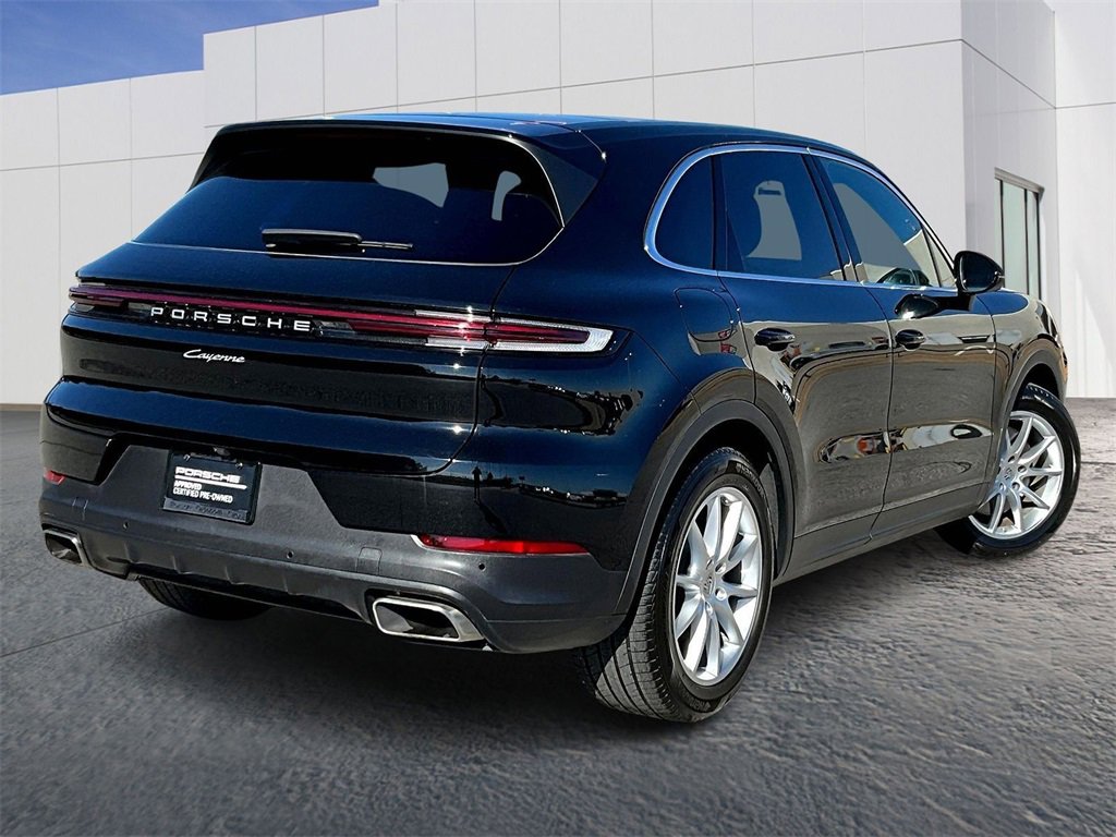 Used 2024 Porsche Cayenne image 7