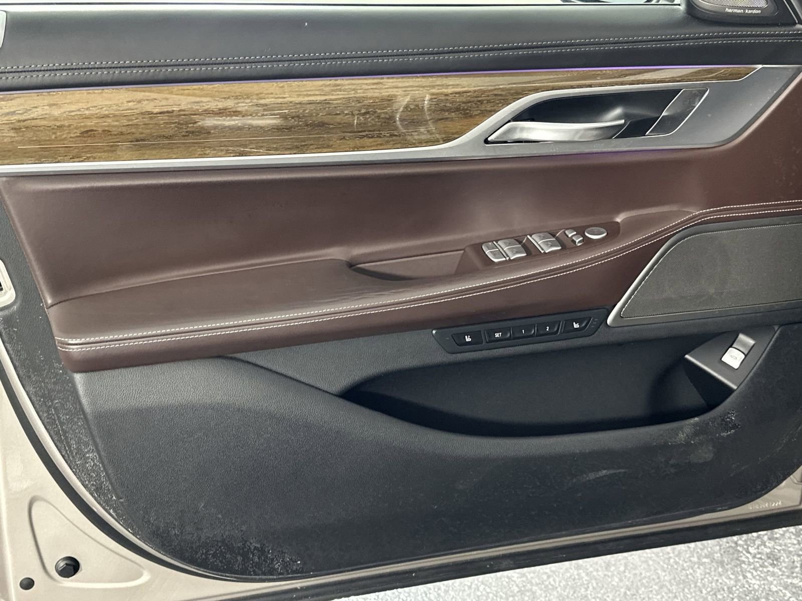 Used 2019 BMW 750i xDrive w/ Executive Package image 33