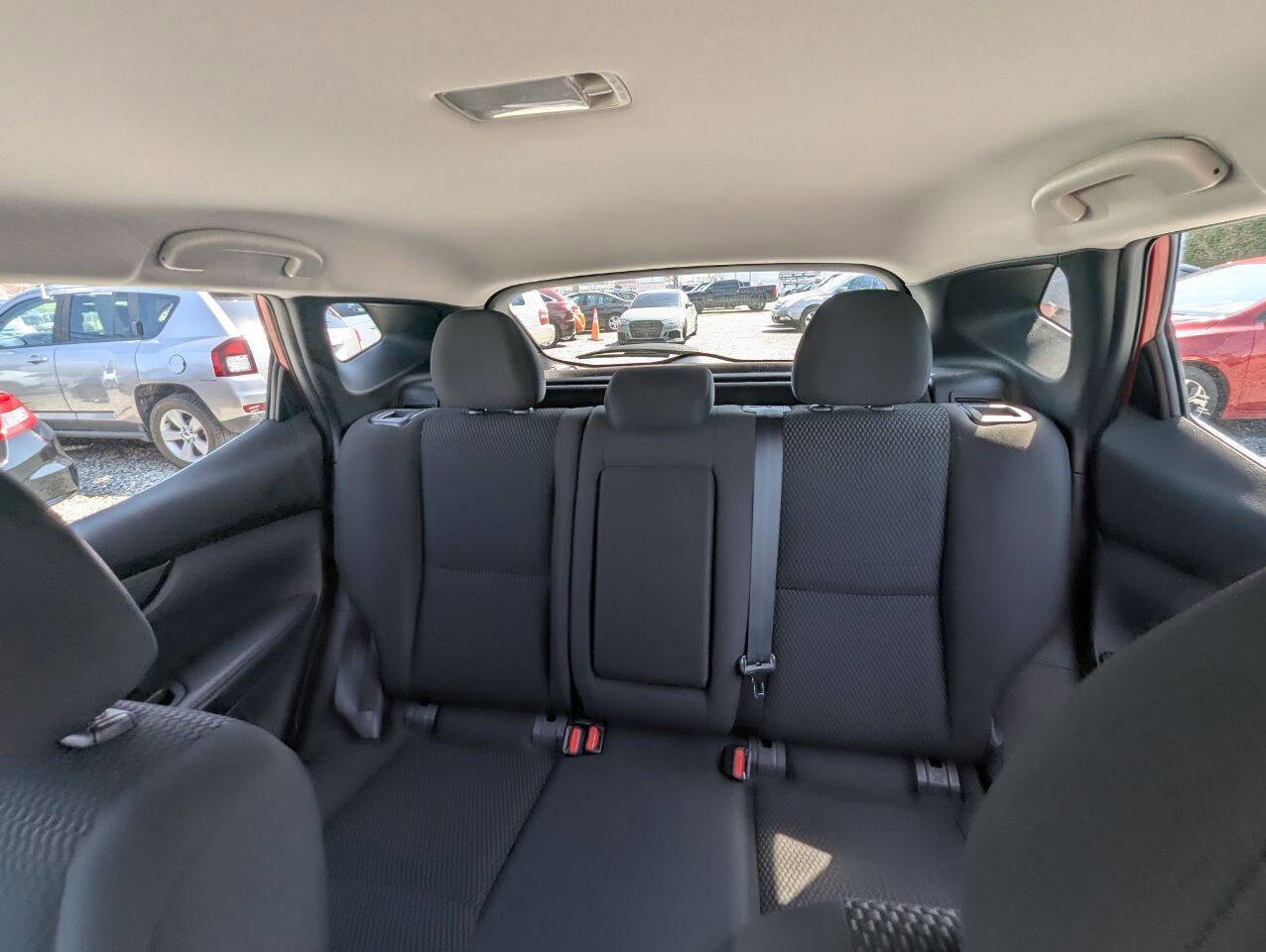 Used 2018 Nissan Rogue Sport S w/ S Appearance Package image 25