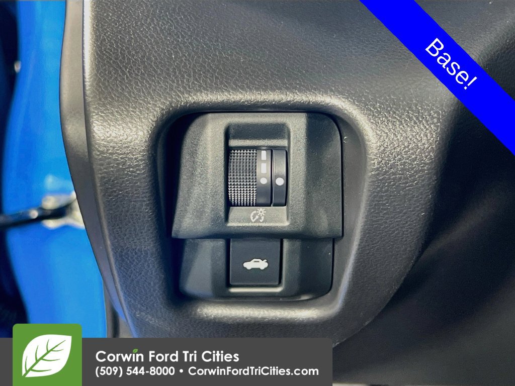 Used 2023 Toyota GR86 RWD image 18
