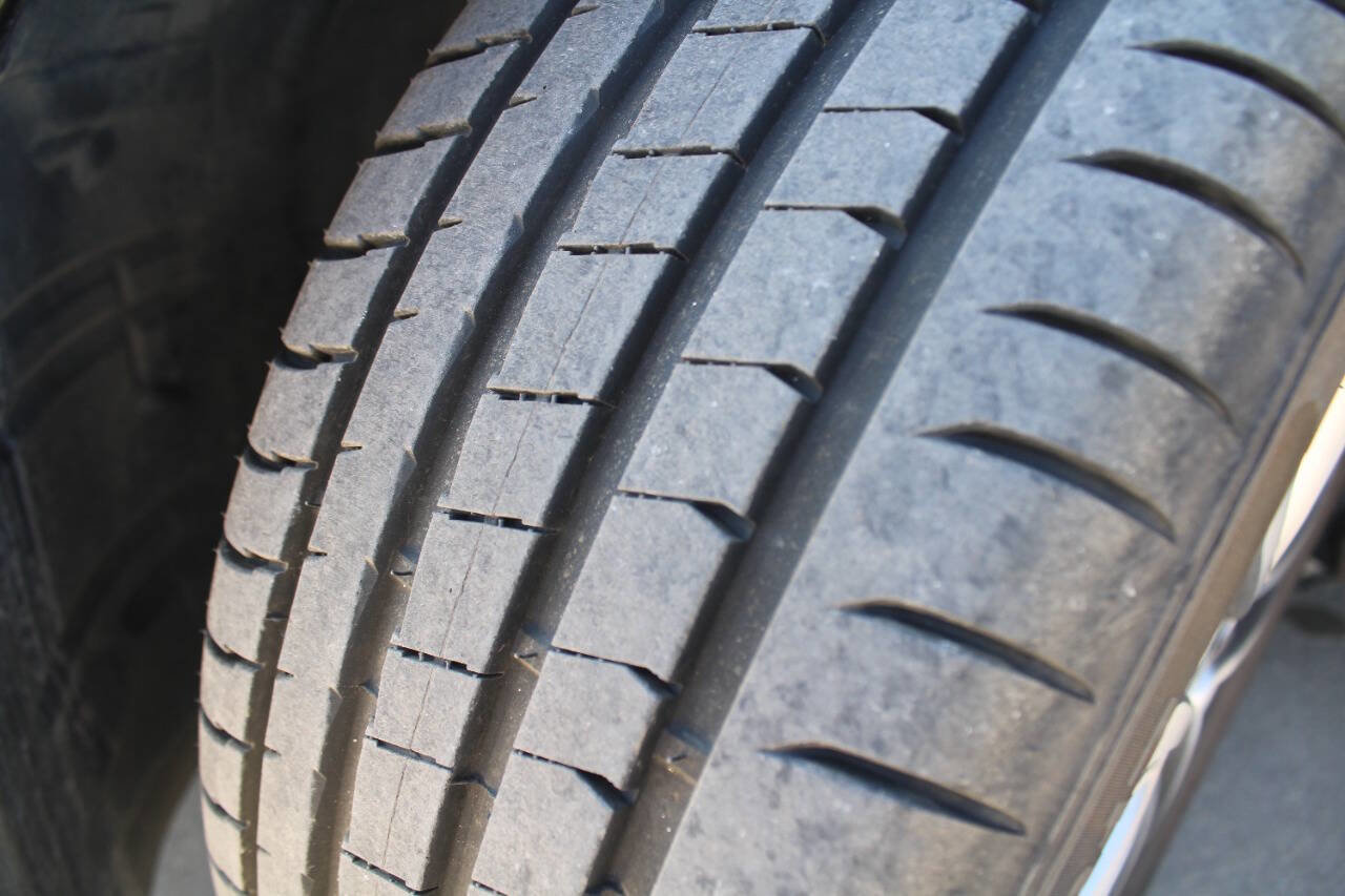 Used 2018 Mercedes-Benz C 300 4MATIC Sedan image 15