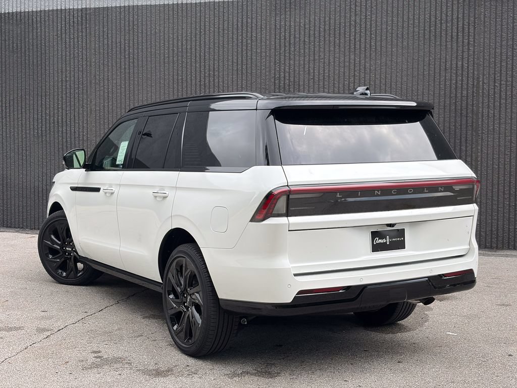 New 2027 Lincoln Navigator Black Label AWD/4WD image 5