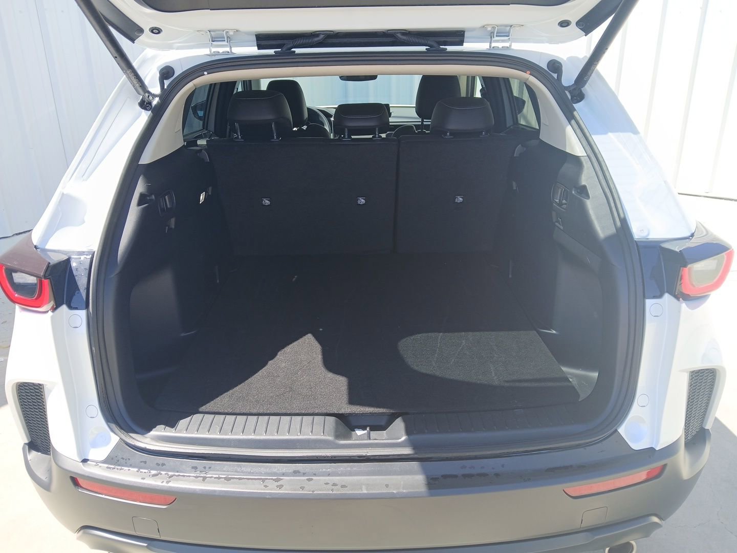 Certified 2025 MAZDA CX-50 AWD 2.5 S w/ Premium Package image 15