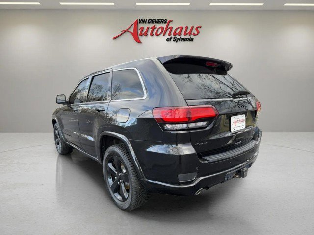 Used 2015 Jeep Grand Cherokee Altitude image 3