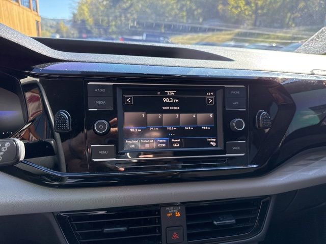 Used 2022 Volkswagen Taos S image 26