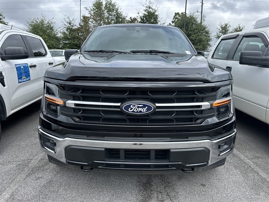 Used 2024 Ford F150 XLT w/ Mobile Office Package image 4