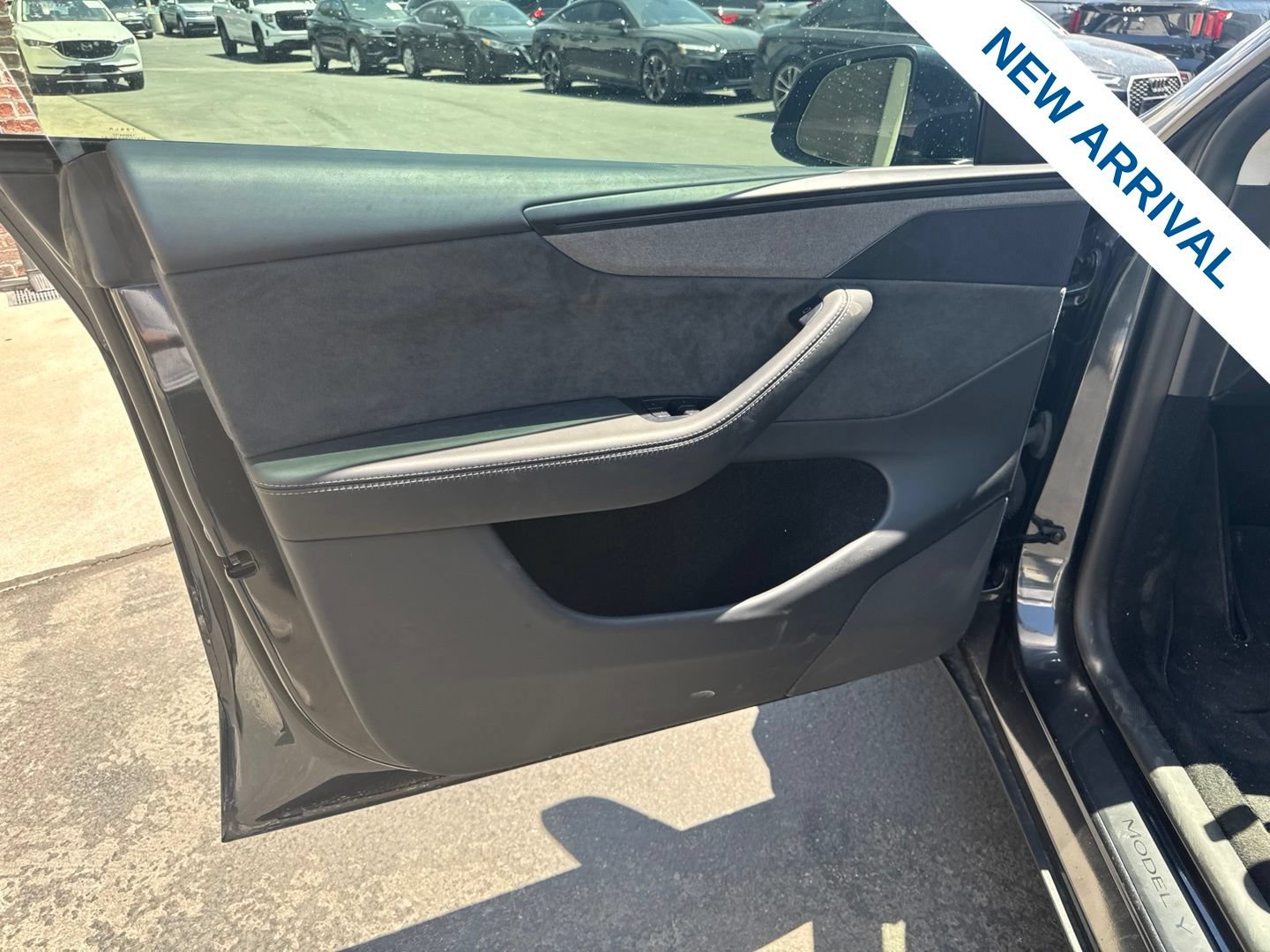 Used 2026 Tesla Model Y Long Range AWD/4WD image 17