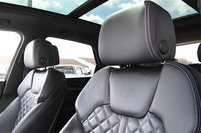 Used 2024 Audi SQ5 Premium Plus image 11