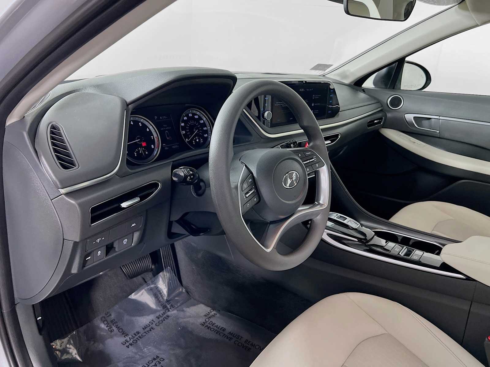 Used 2023 Hyundai Sonata SEL FWD image 9