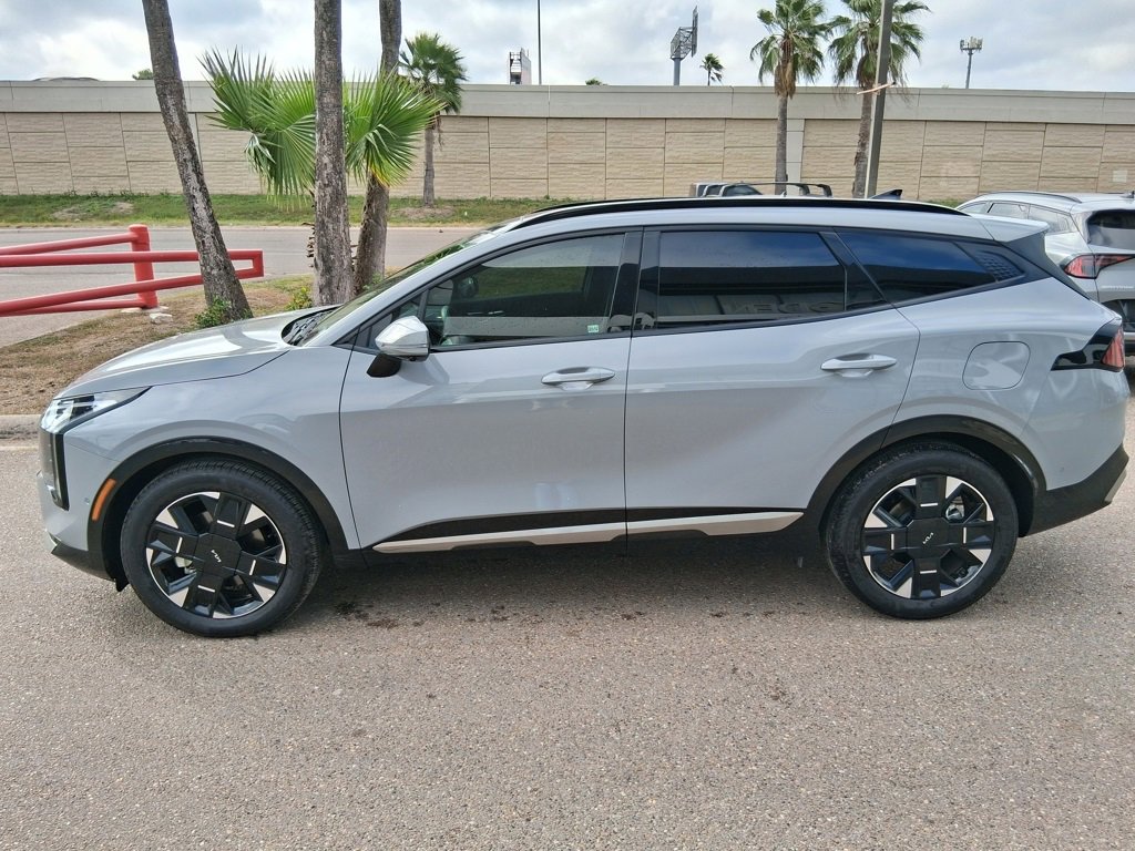 Used 2026 Kia Sportage SX image 3