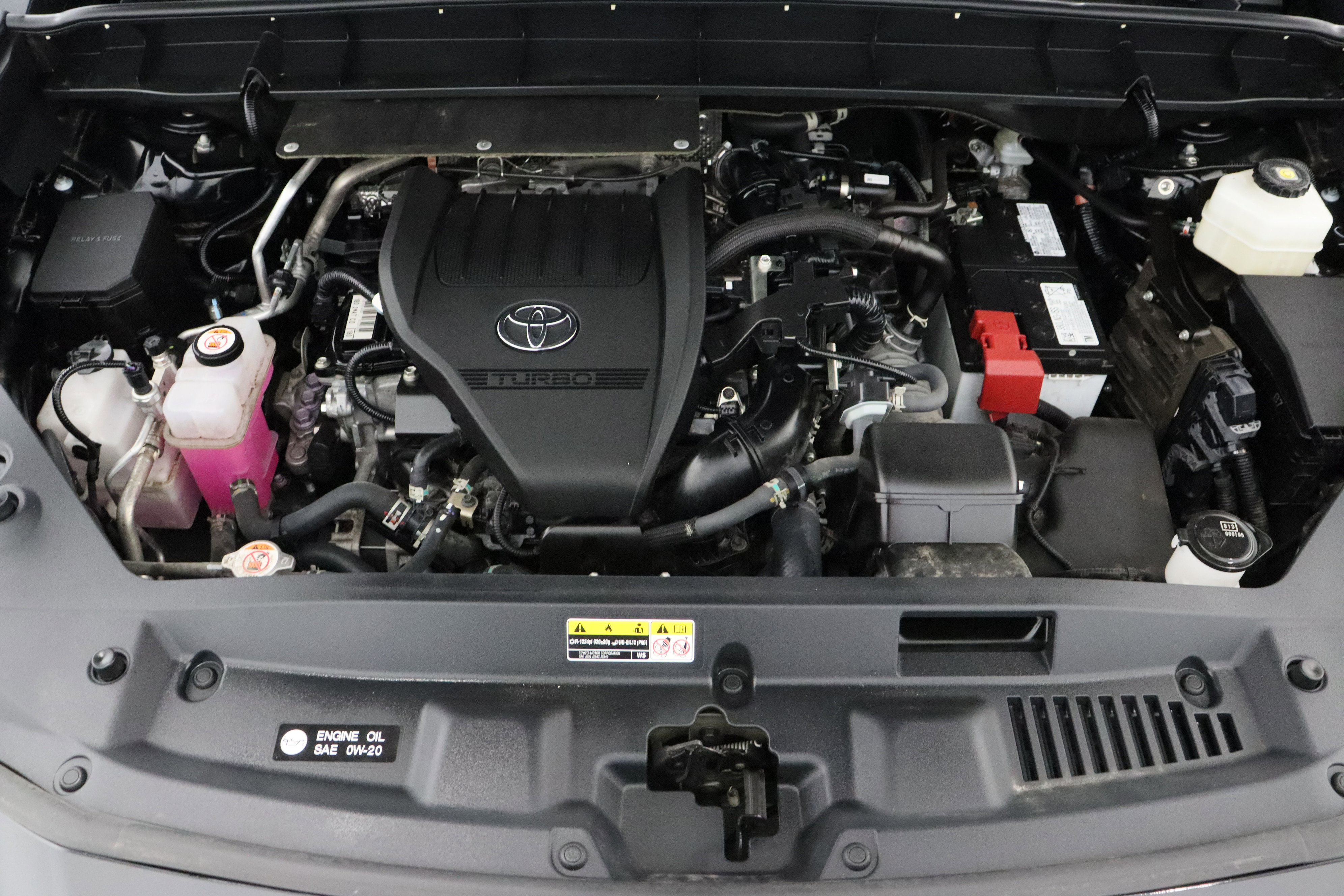 Used 2024 Toyota Highlander Limited AWD/4WD image 41