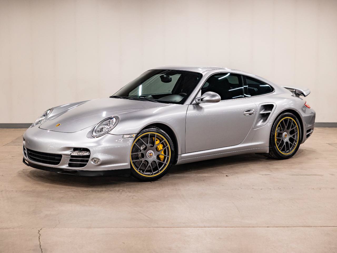 Used 2011 Porsche 911 Turbo S AWD/4WD image 15
