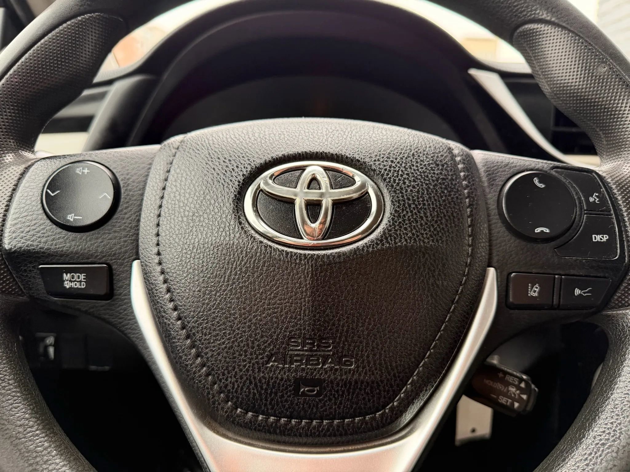 Used 2018 Toyota Corolla LE image 17