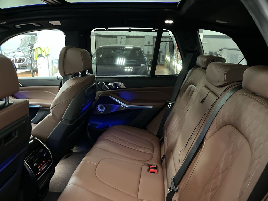 Certified 2023 BMW X5 M50i w/ Executive Package image 23