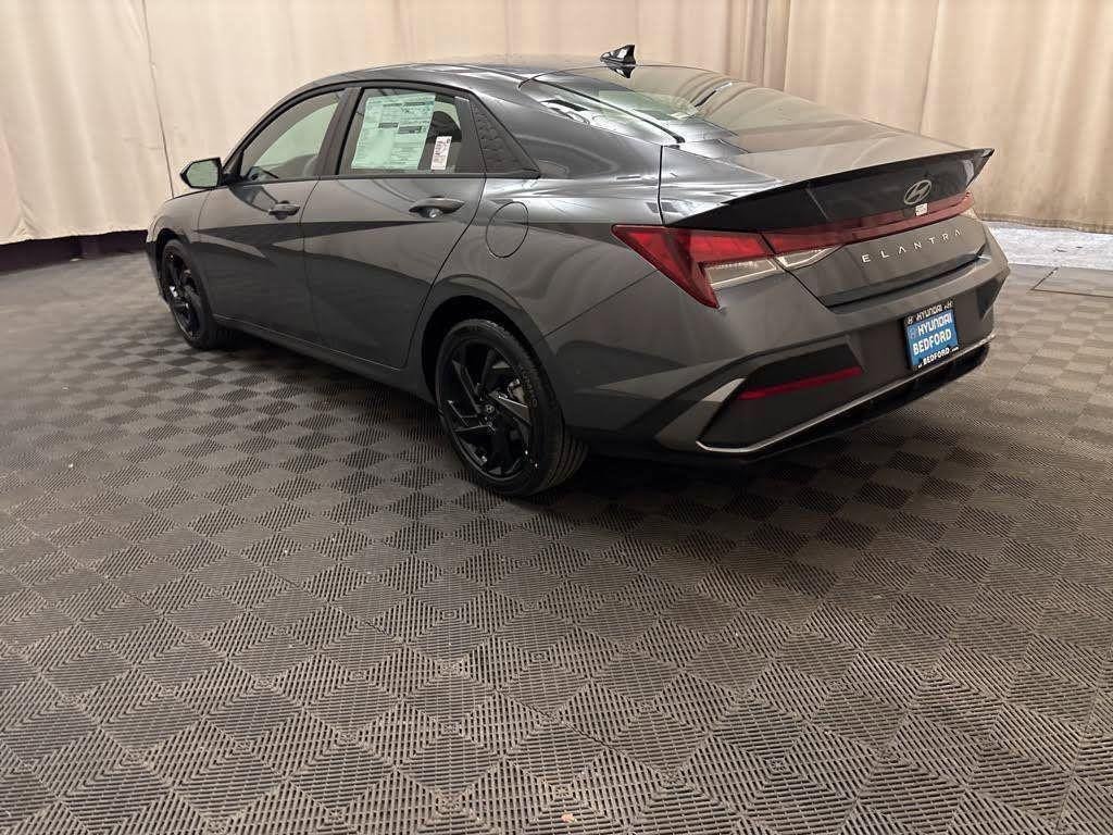 New 2026 Hyundai Elantra Sport FWD image 7