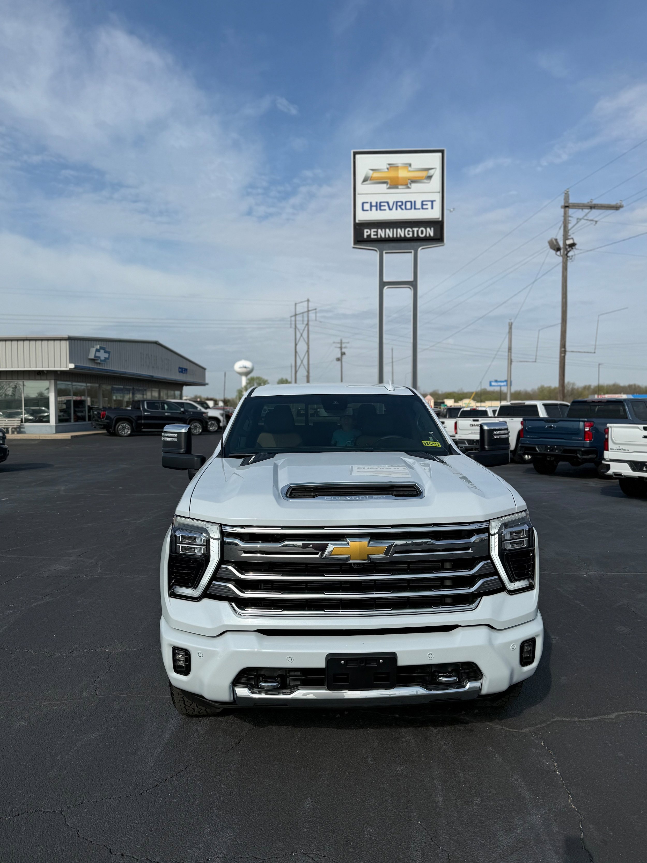 New 2026 Chevrolet Silverado 3500 High Country AWD/4WD image 2
